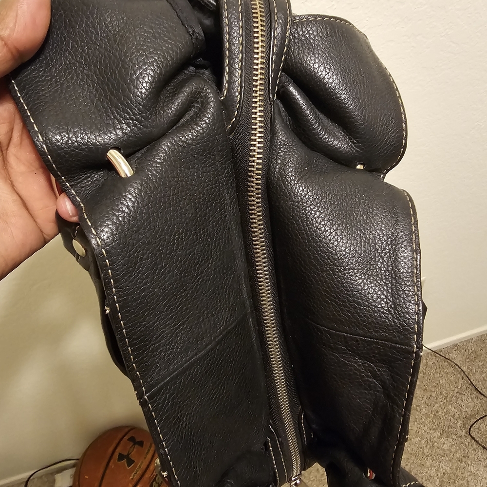 Tignanello Black Pebbled Leather Tote Bag - Picture 7 of 11